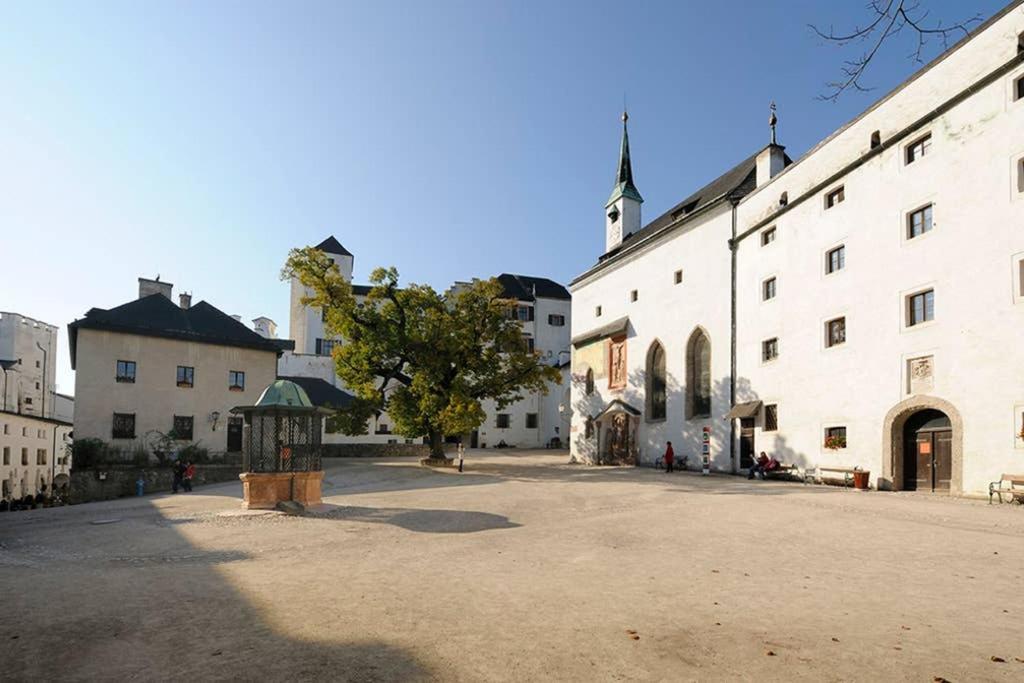 Alpenrelax Haus Weidmannsheil Wohnen Im Romantischen Forsthaus Werfen Exterior foto